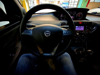 Lancia Ypsilon 1.0 FireFly 5 porte S&S Hybrid Ecochic UnYca (18)