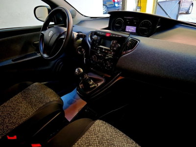 Lancia Ypsilon 1.0 FireFly 5 porte S&S Hybrid Ecochic UnYca (7)