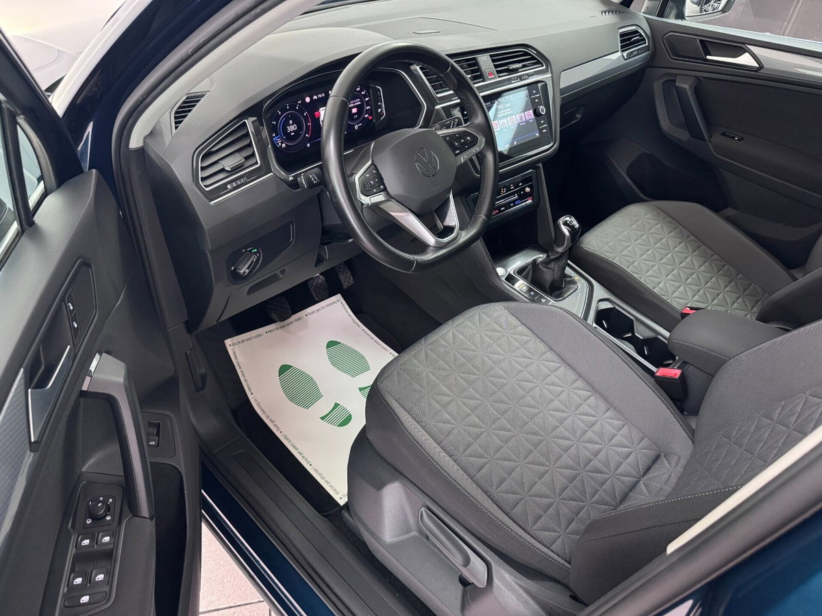 Volkswagen Tiguan 1.5 TSI ACT Life (9)