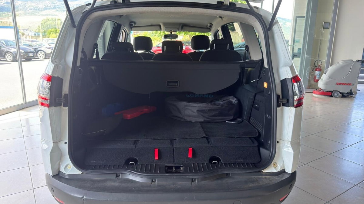 Ford S-Max 2.0 TDCi 163CV New Titanium (10)