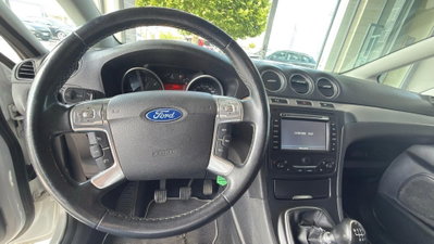 Ford S-Max 2.0 TDCi 163CV New Titanium (14)