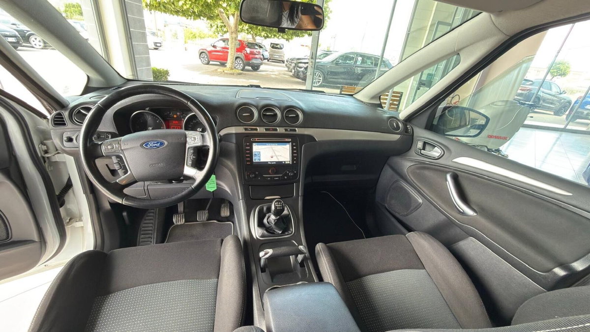 Ford S-Max 2.0 TDCi 163CV New Titanium (18)