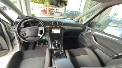 Ford S-Max 2.0 TDCi 163CV New Titanium (18)