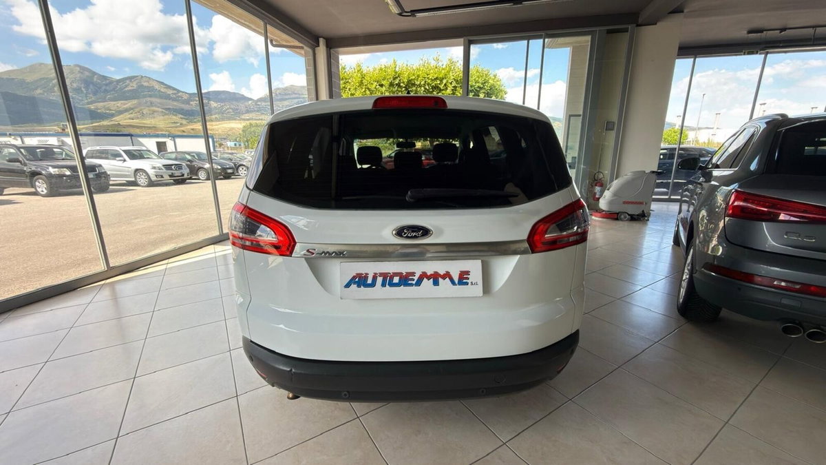 Ford S-Max 2.0 TDCi 163CV New Titanium (9)