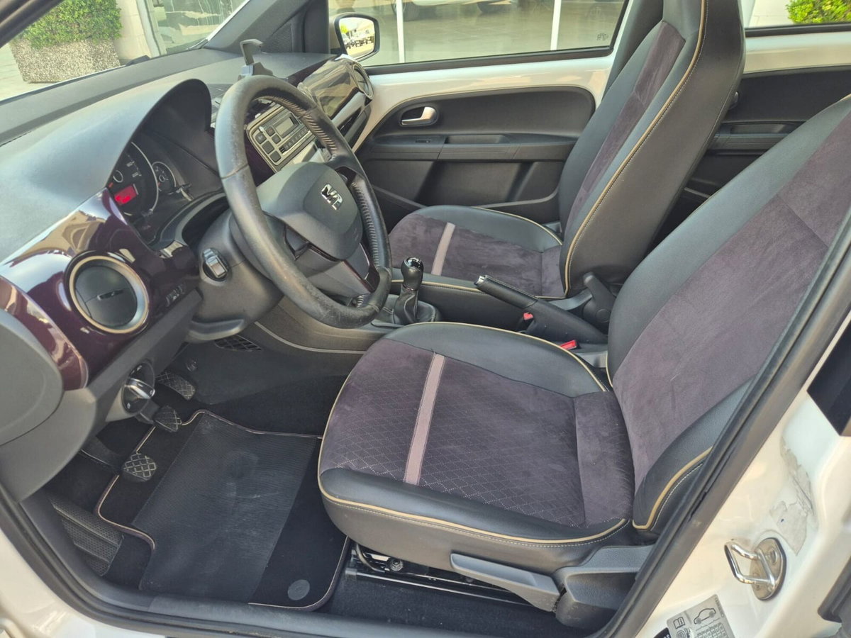 SEAT Mii 1.0 68 CV 5 porte FR Line Ecofuel (13)
