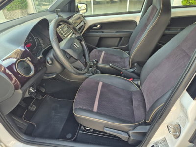 SEAT Mii 1.0 68 CV 5 porte FR Line Ecofuel (13)