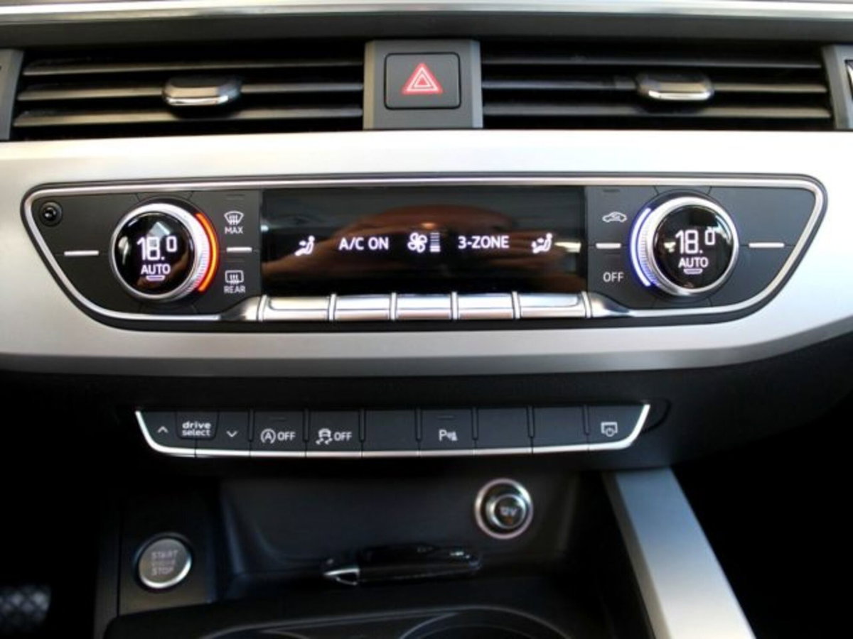Audi A4 Avant 2.0 TDI 190 CV quattro (19)