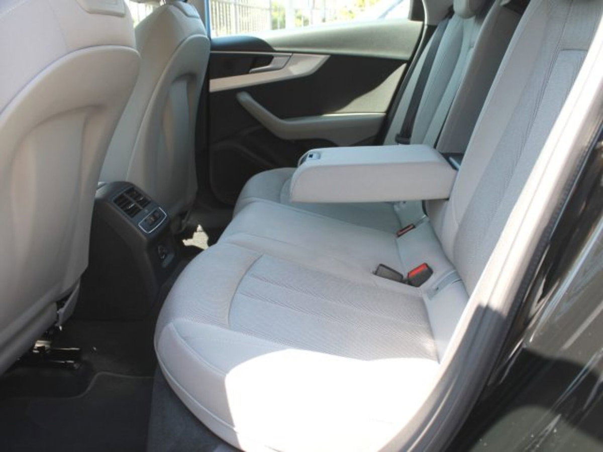 Audi A4 Avant 2.0 TDI 190 CV quattro (9)