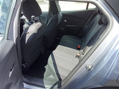 Peugeot 2008 PureTech 100 S&S Active Pack (13)