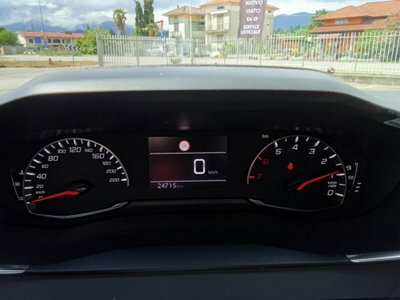 Peugeot 2008 PureTech 100 S&S Active Pack (18)