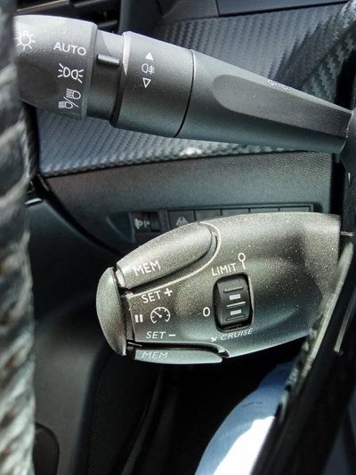 Peugeot 2008 PureTech 100 S&S Active Pack (20)