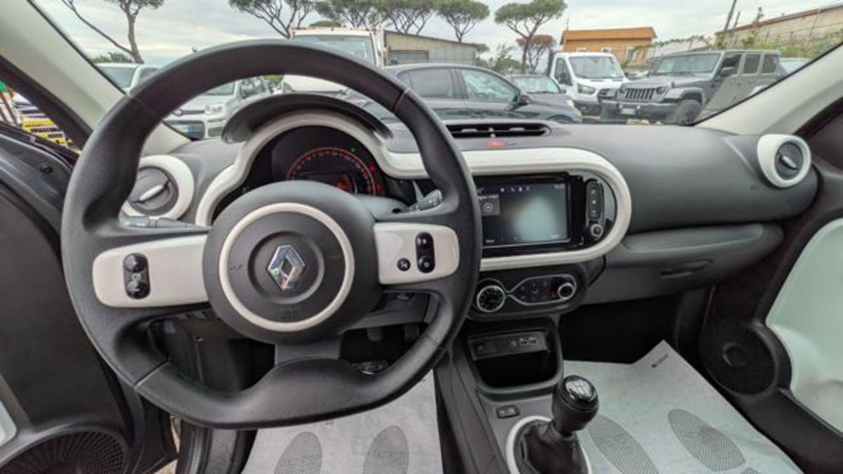 Renault Twingo 1.0 sce Equilibre 65cv (8)
