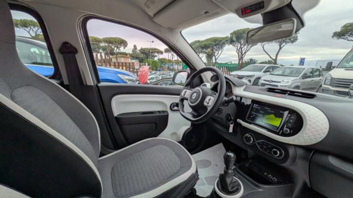 Renault Twingo 1.0 sce Equilibre 65cv (9)
