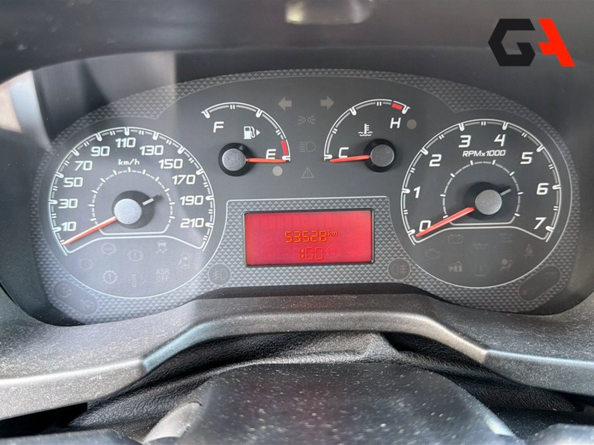 Fiat Qubo 1.4 8V 77 CV Easy Natural Power (9)