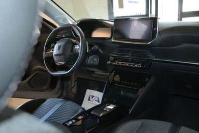 Peugeot 208 50 kWh Allure (16)