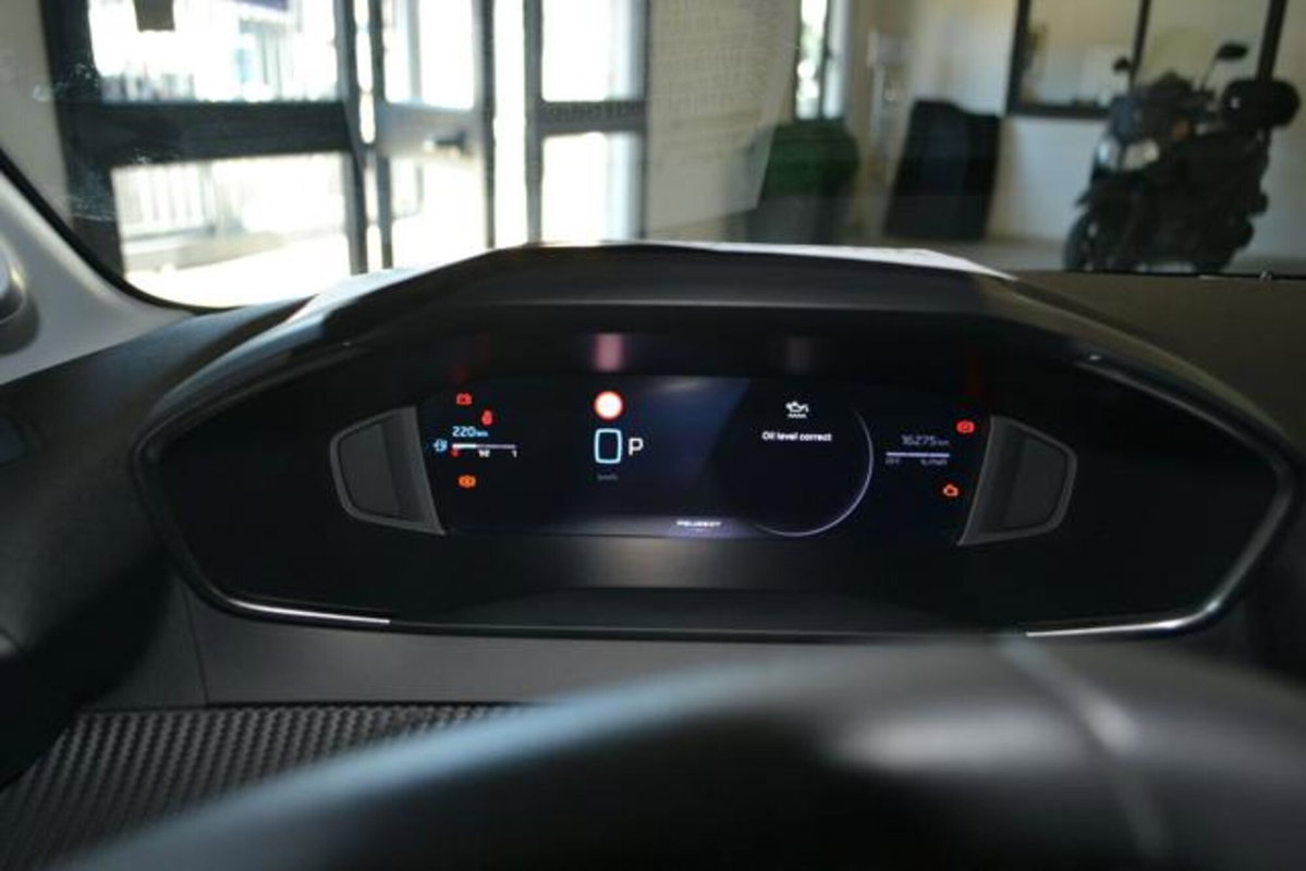 Peugeot 208 50 kWh Allure (7)