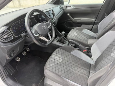 Volkswagen Taigo 1.0 TSI 110 CV R-Line (11)