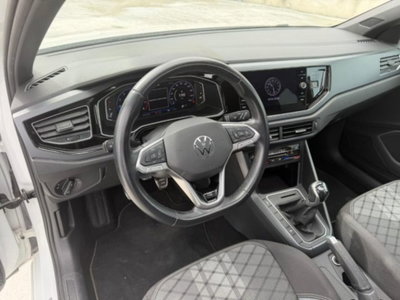 Volkswagen Taigo 1.0 TSI 110 CV R-Line (12)