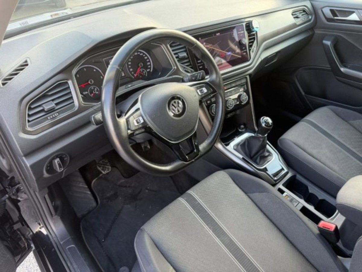 Volkswagen T-Roc 1.6 TDI SCR Business BlueMotion Technology (10)