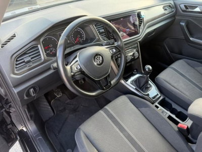 Volkswagen T-Roc 1.6 TDI SCR Business BlueMotion Technology (10)