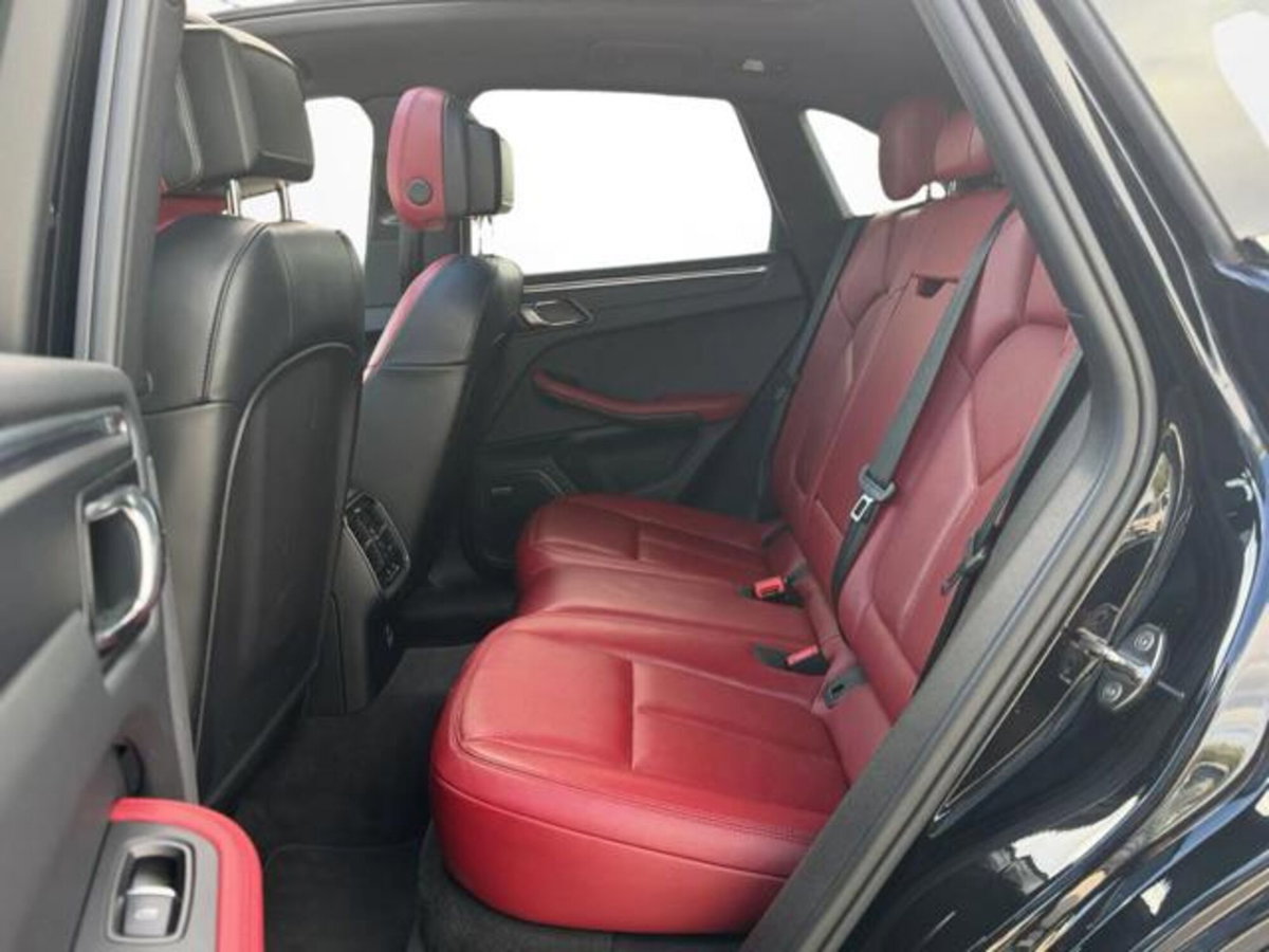 Porsche Macan 2.0 T 265cv pdk (9)