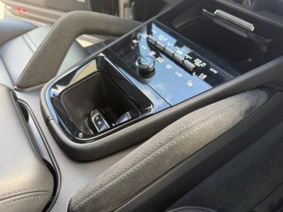 Porsche Cayenne 3.0 V6 E-Hybrid (17)