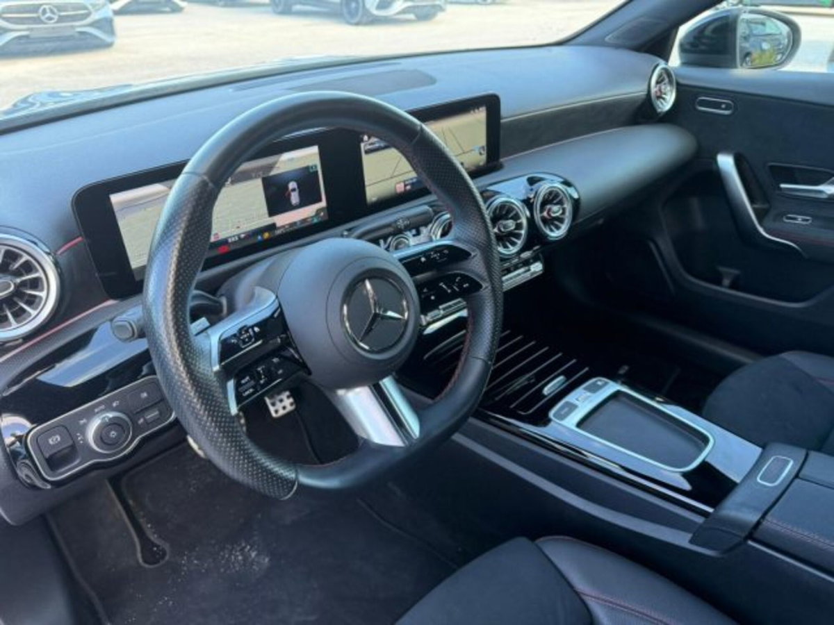 Mercedes-Benz Classe A Sedan 200 d AMG Line Premium Plus auto (10)