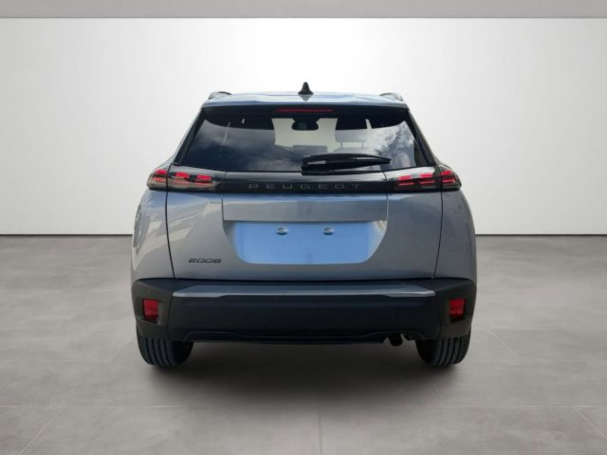 Peugeot 2008 PureTech 100 S&S Allure (5)