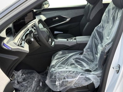 Peugeot 3008 1.2 hybrid GT 145cv e-dcs6 (10)