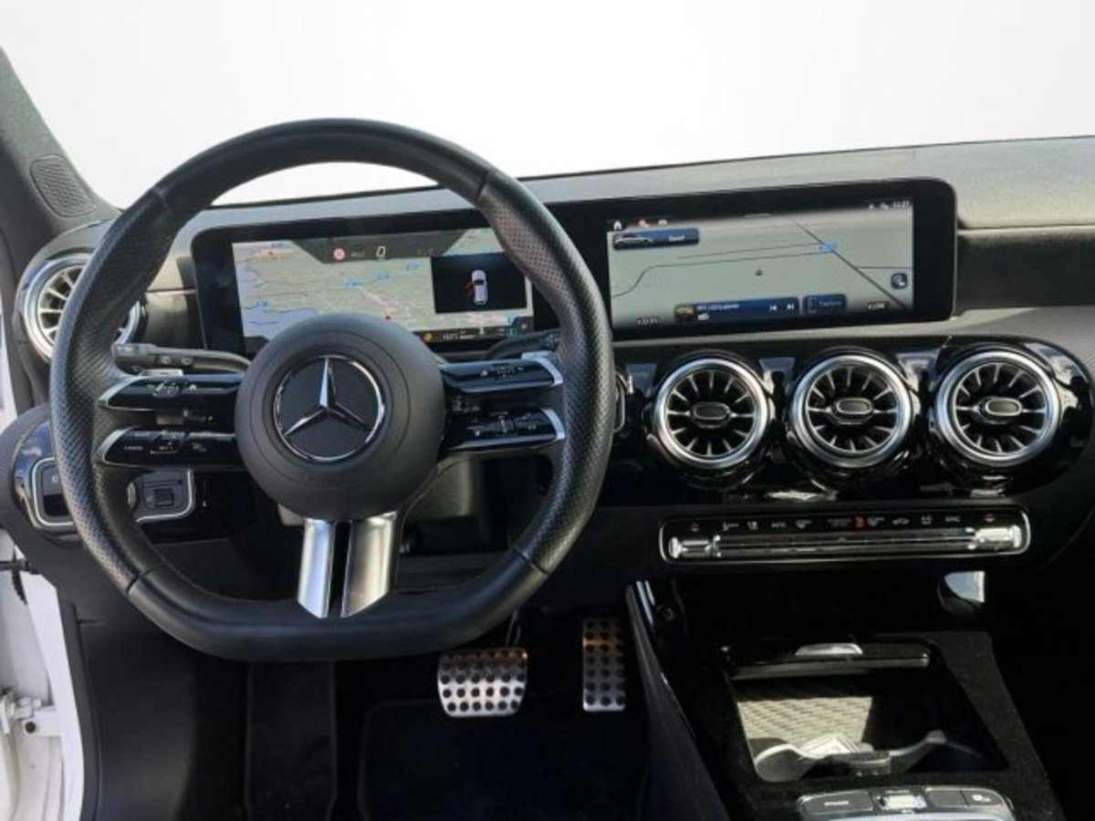 Mercedes-Benz Classe A Sedan 200 d AMG Line Premium Plus auto (10)