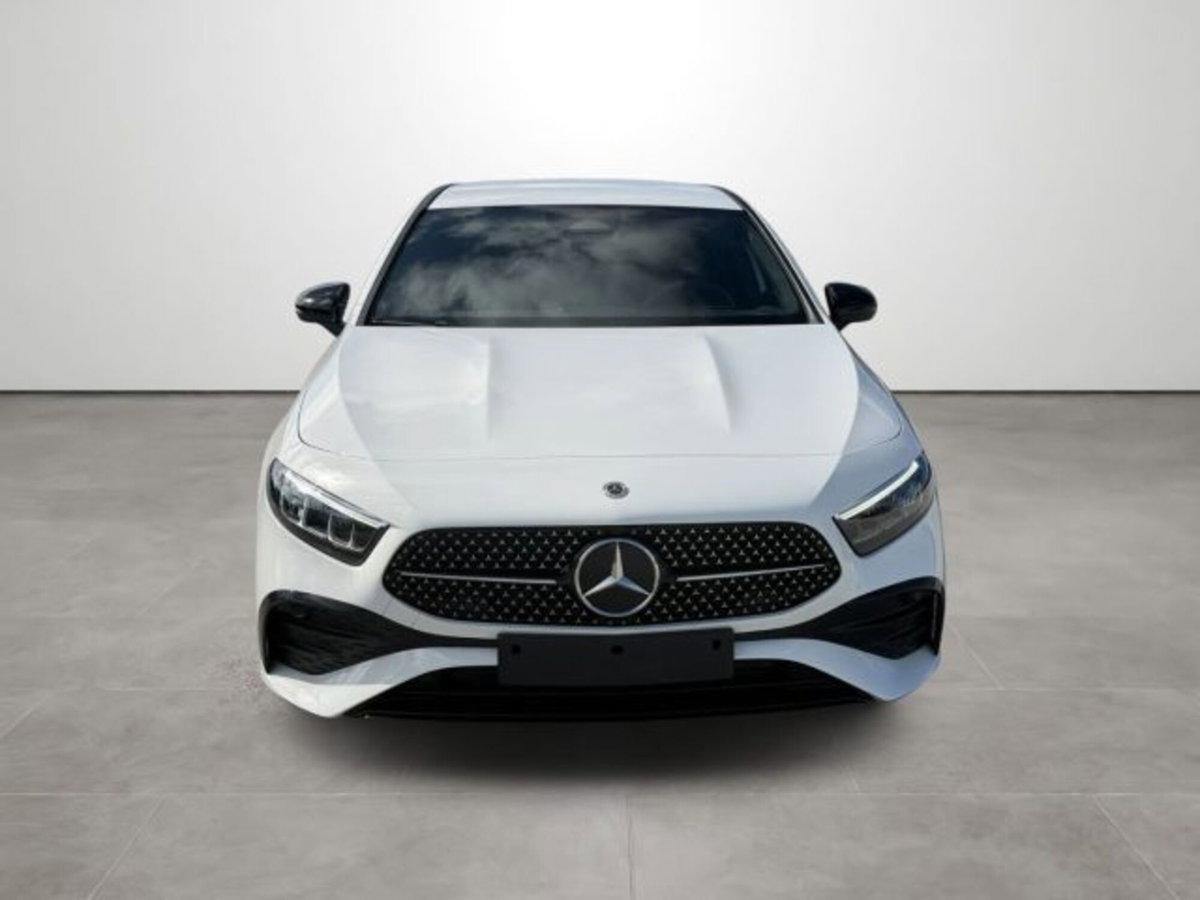 Mercedes-Benz Classe A Sedan 200 d AMG Line Premium Plus auto (2)