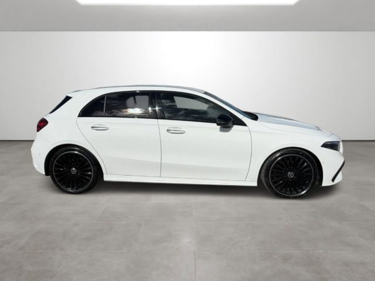 Mercedes-Benz Classe A Sedan 200 d AMG Line Premium Plus auto (8)