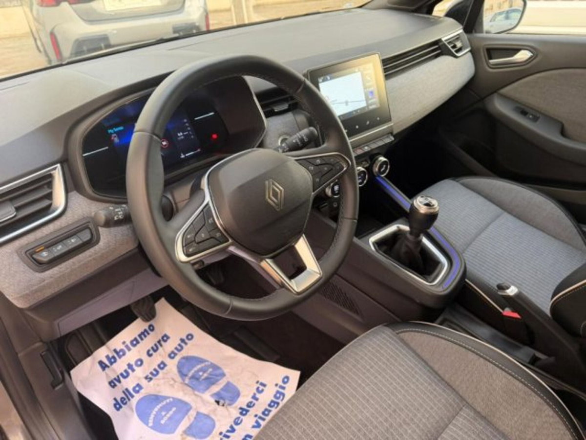 Renault Clio TCe 90 CV 5 porte Techno (11)