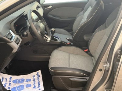 Renault Clio TCe 90 CV 5 porte Techno (12)