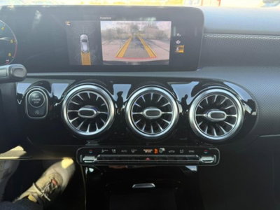 Mercedes-Benz Classe A Sedan 180 d Automatic 4p. Sport (12)