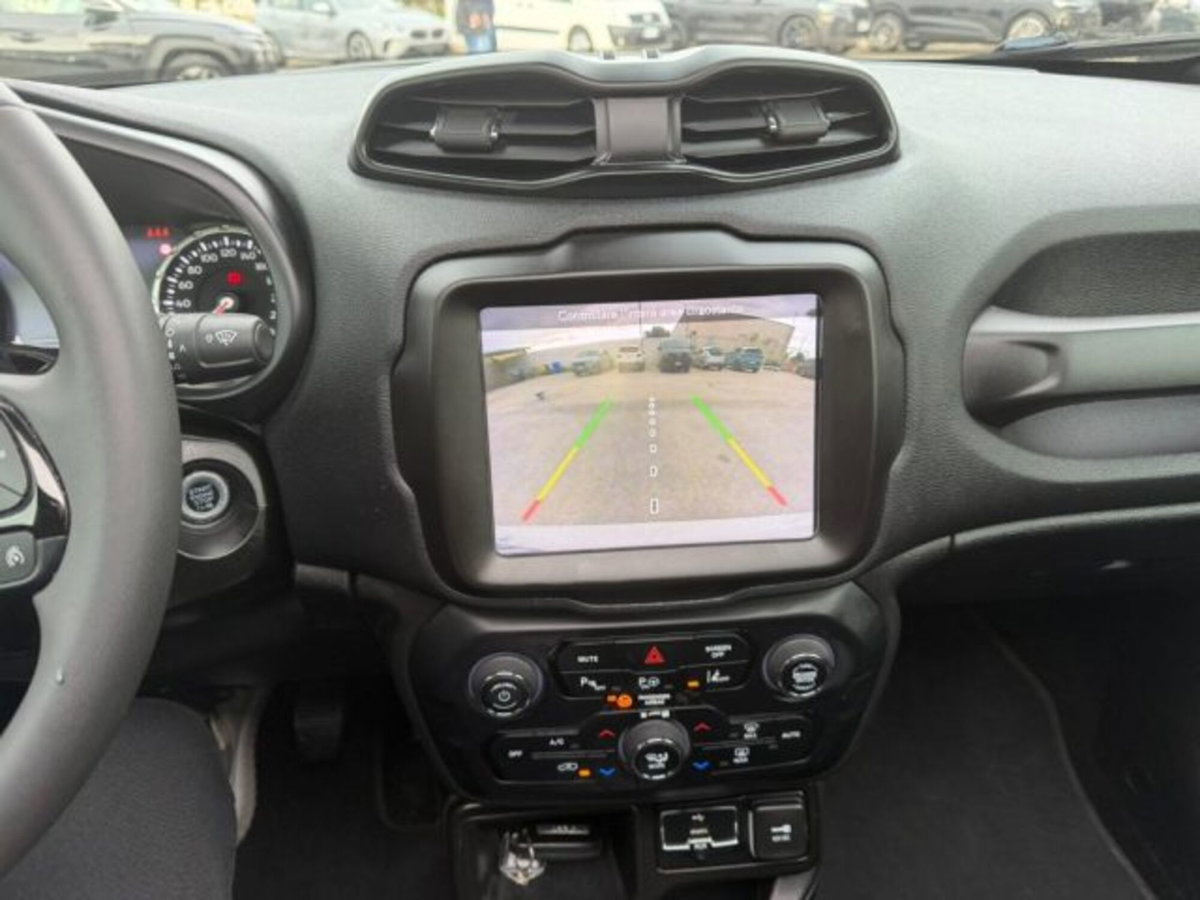 Jeep Renegade 1.6 Mjt 130 CV S (10)