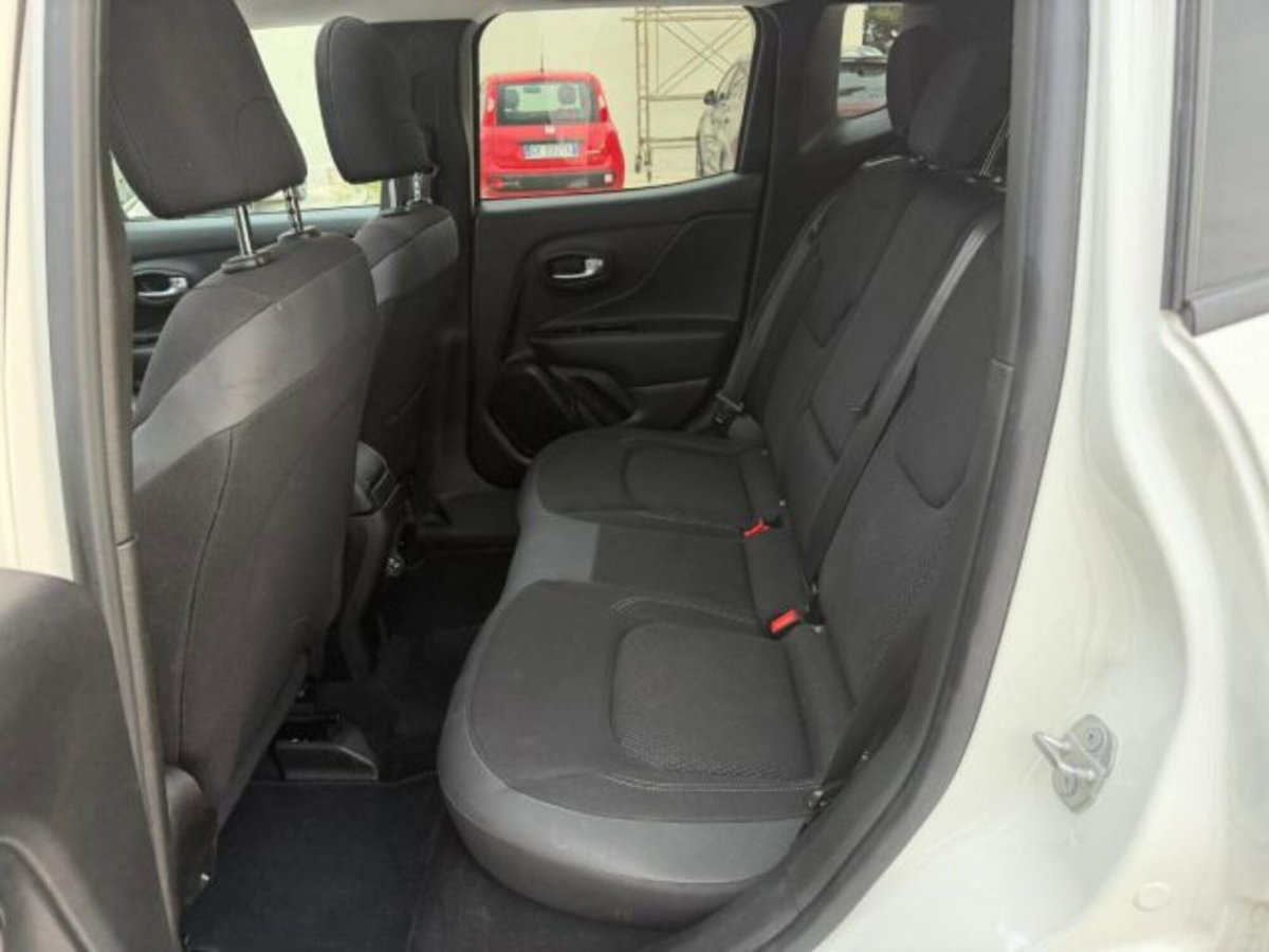 Jeep Renegade 1.6 Mjt 130 CV S (15)