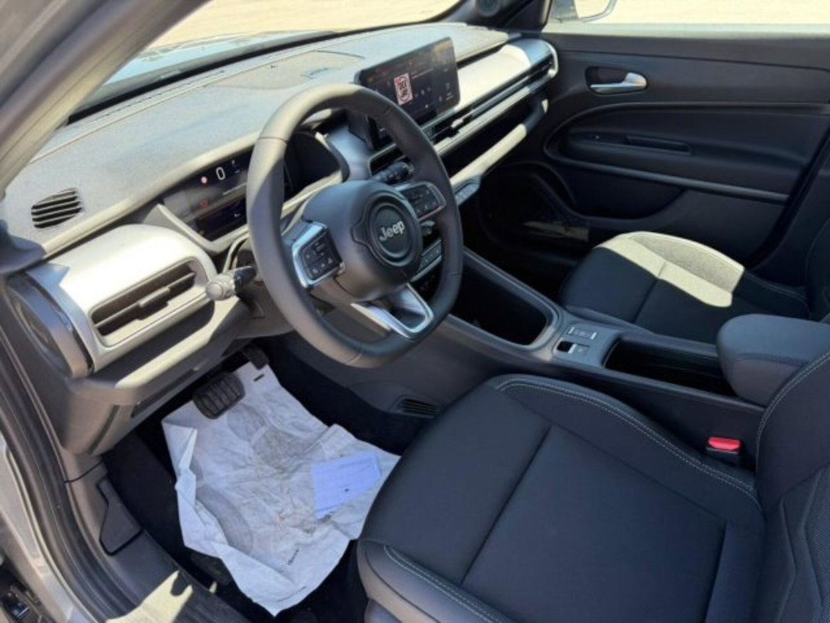 Jeep Avenger 1.2 turbo 85th Anniversary fwd 100cv (15)