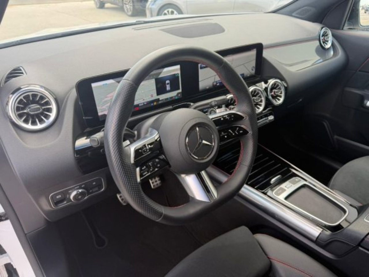 Mercedes-Benz GLA SUV 200 AMG Line Premium auto (11)