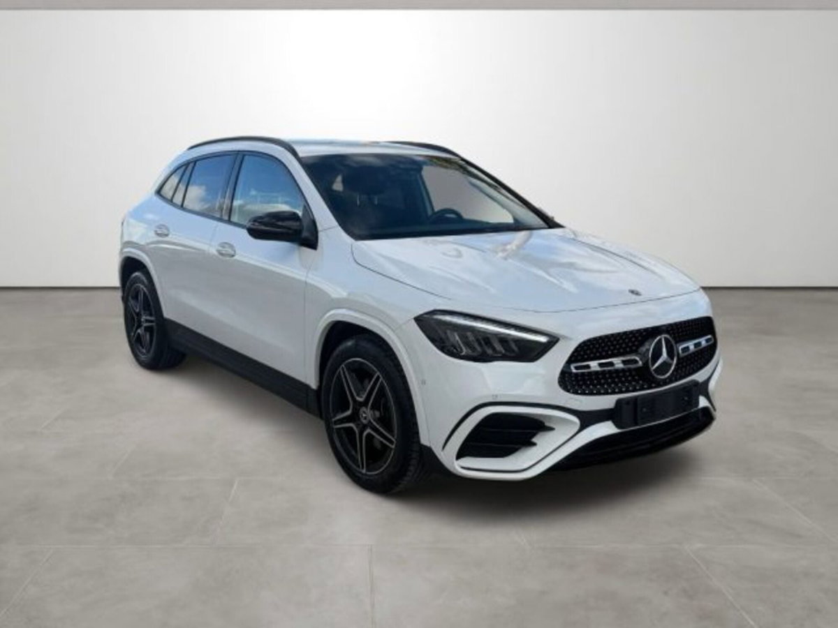 Mercedes-Benz GLA SUV 200 AMG Line Premium auto (3)