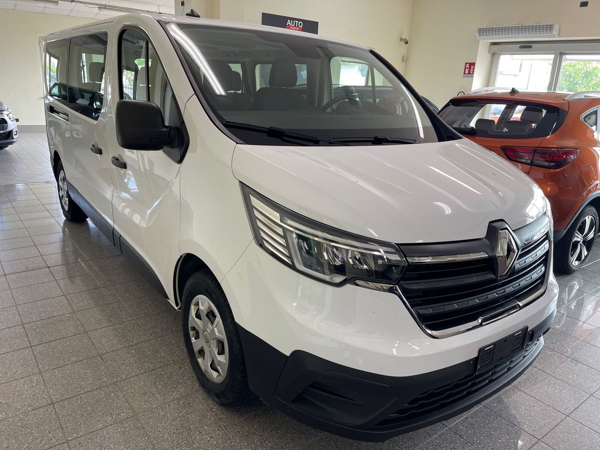 Renault Trafic 2.0 blue dci 110cv L2 Authentic (4)