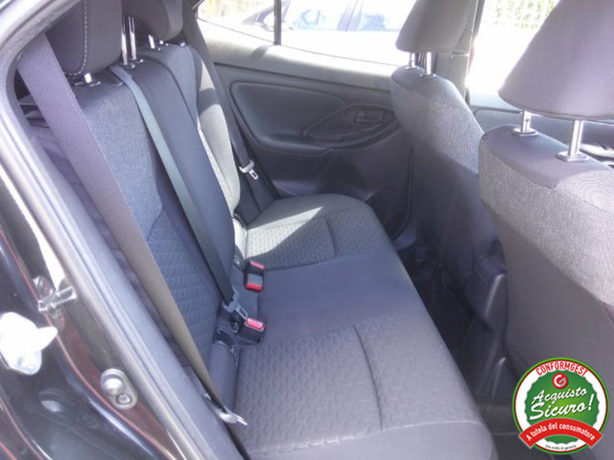 Toyota Yaris Cross 1.5 Hybrid 5p. E-CVT Orange Edition (12)