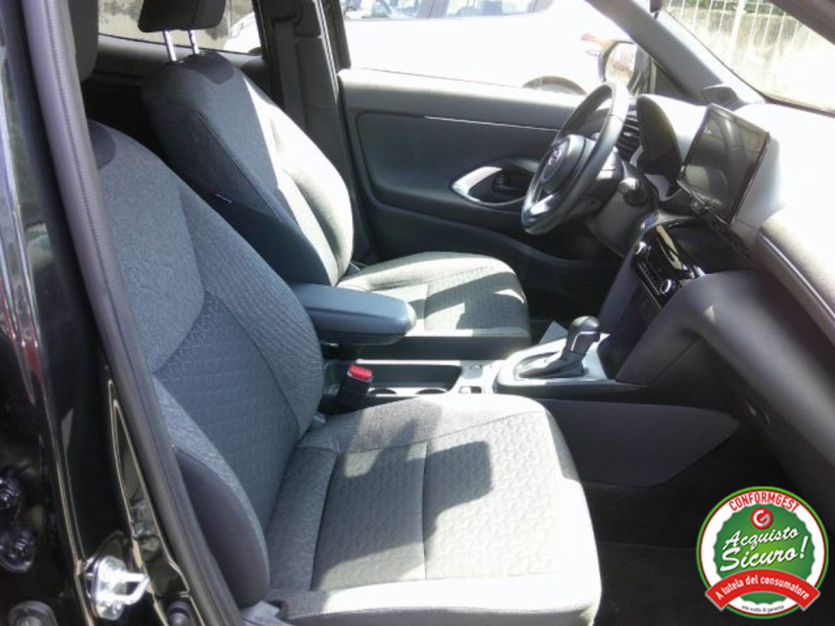 Toyota Yaris Cross 1.5 Hybrid 5p. E-CVT Orange Edition (13)