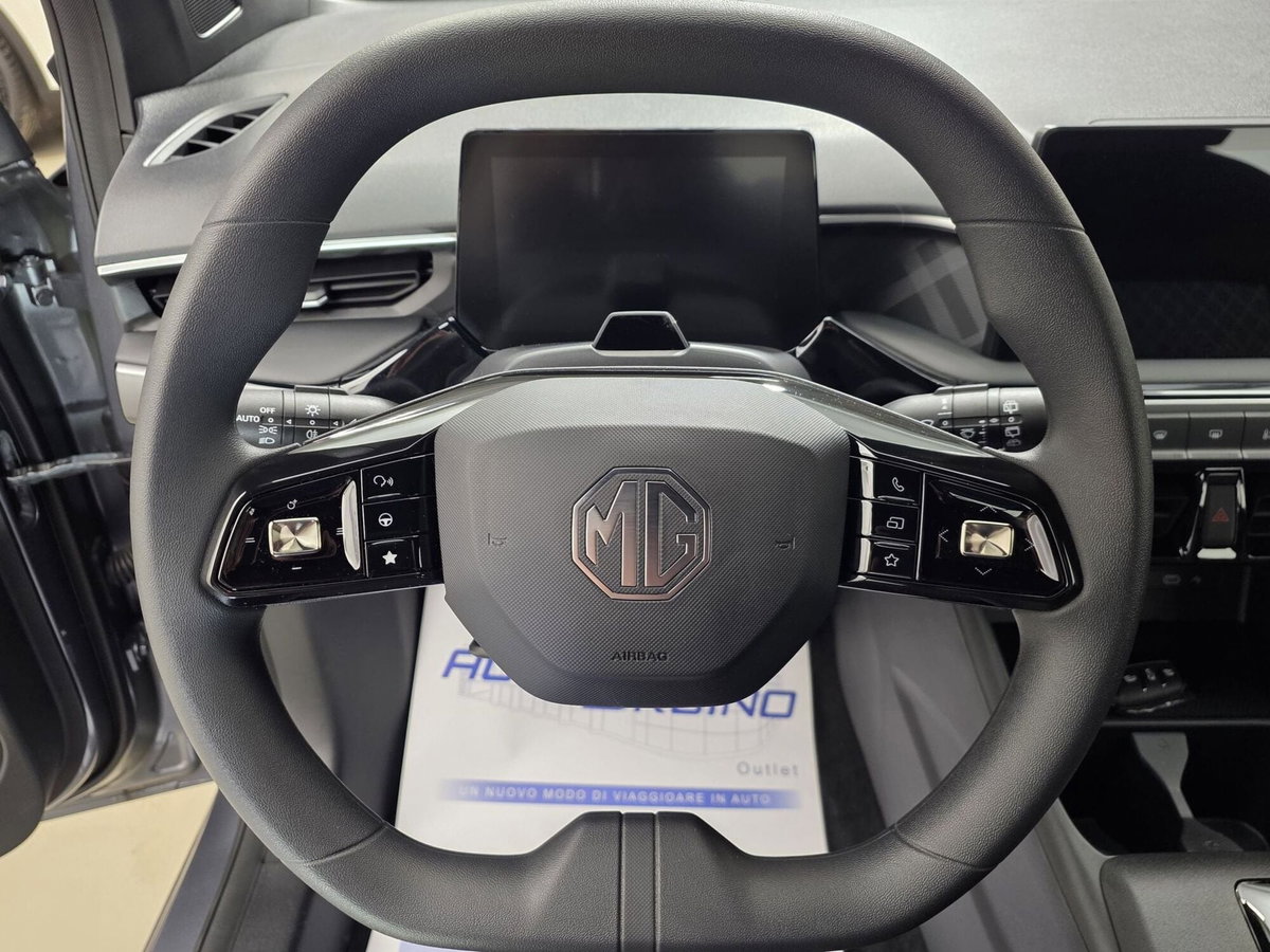 Mg MG3 1.5 hybrid+ Comfort auto (12)