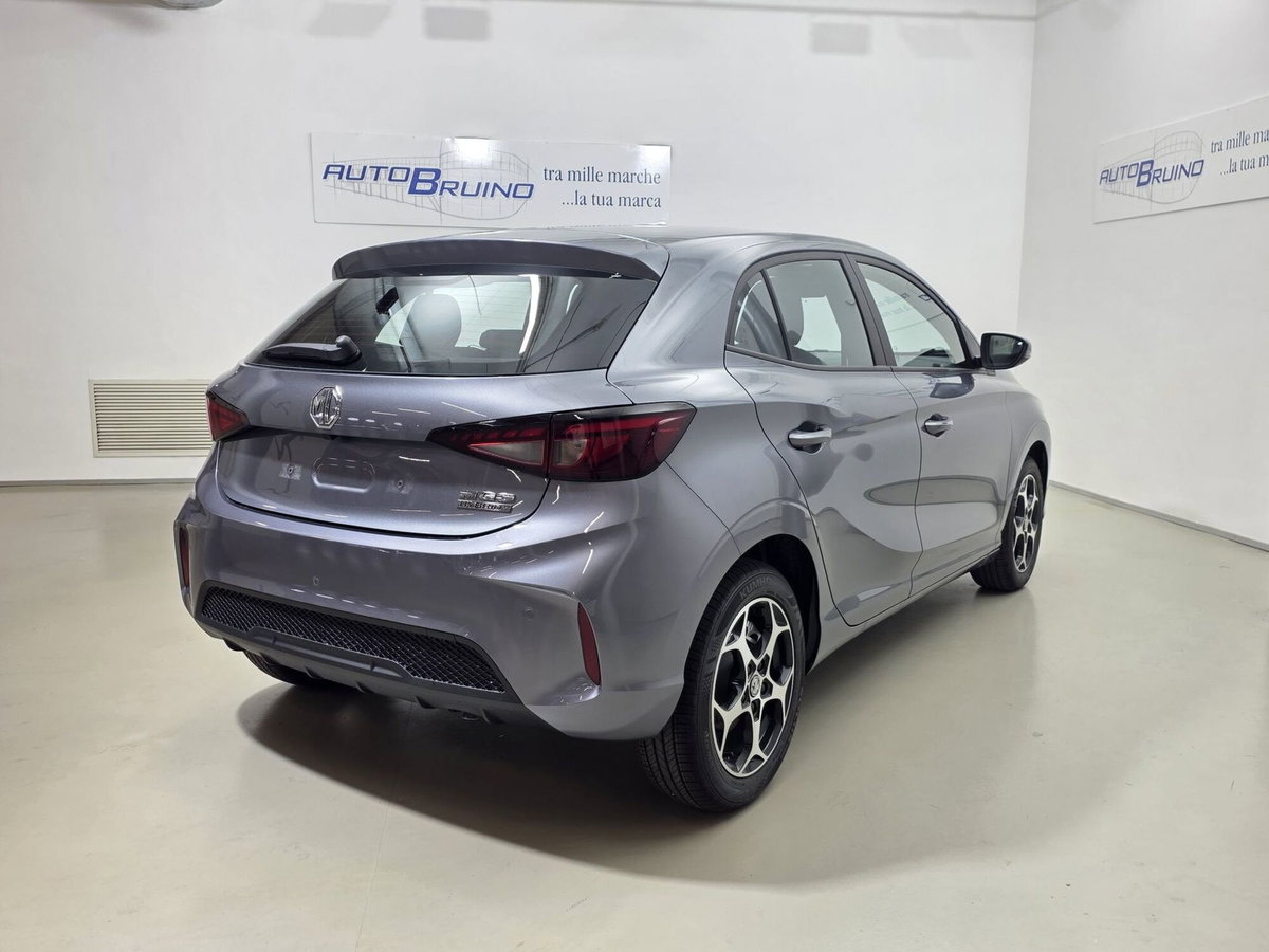 Mg MG3 1.5 hybrid+ Comfort auto (5)