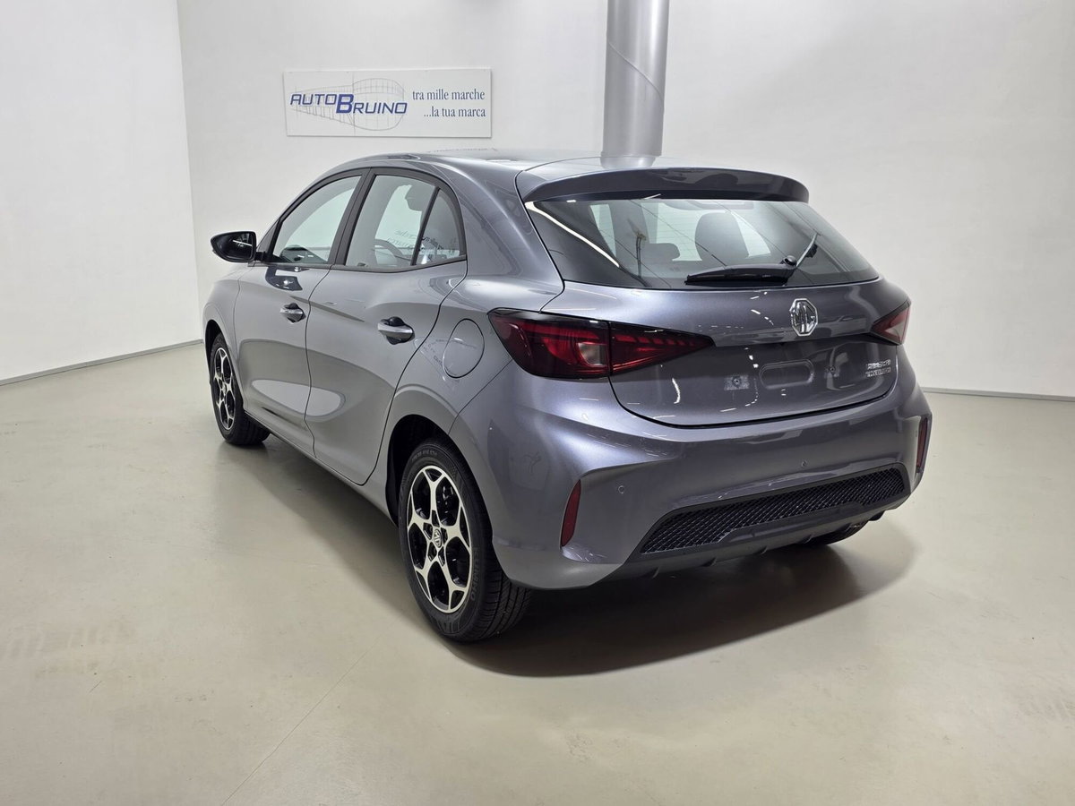 Mg MG3 1.5 hybrid+ Comfort auto (7)