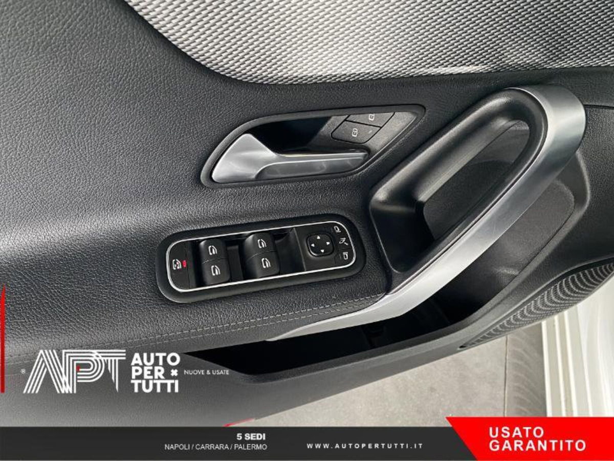 Mercedes-Benz Classe A 180 d Sport (10)
