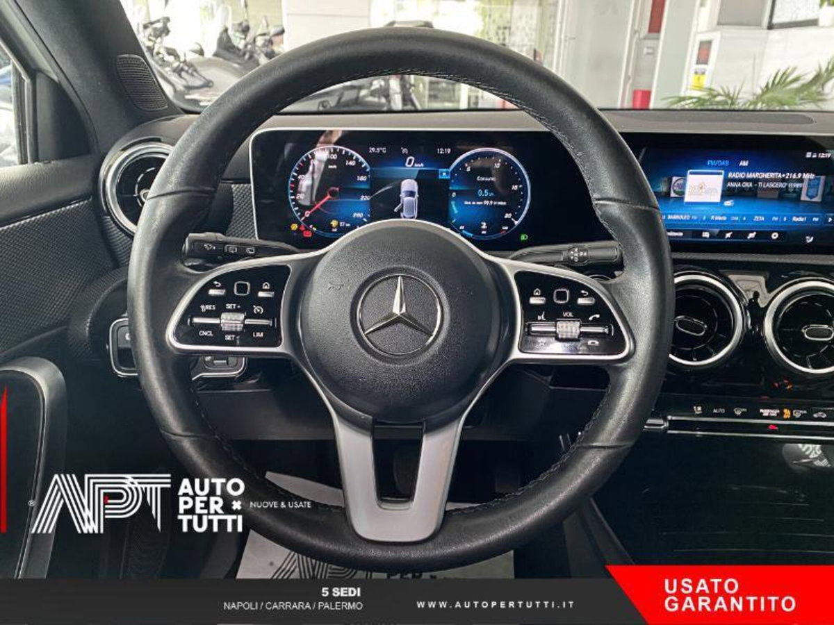Mercedes-Benz Classe A 180 d Sport (13)