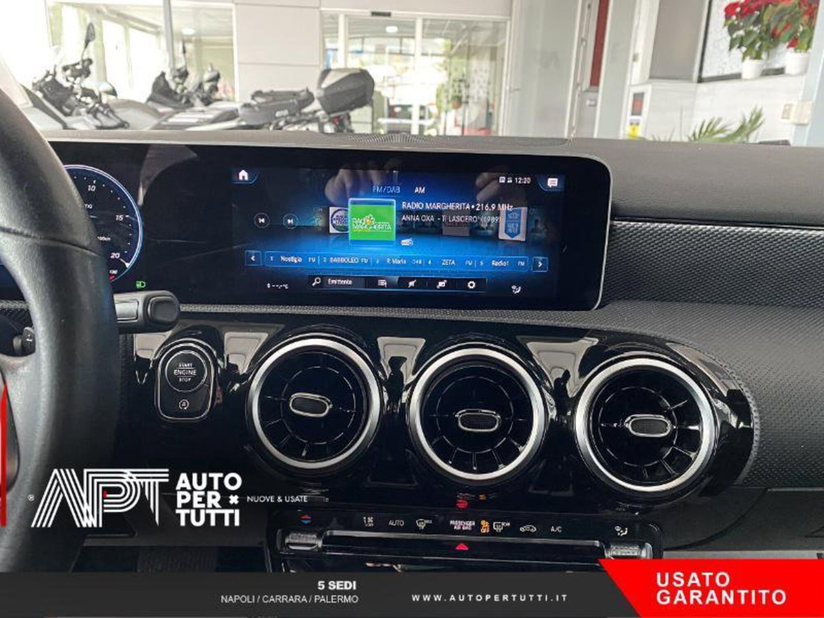 Mercedes-Benz Classe A 180 d Sport (14)