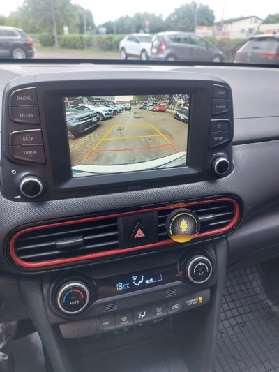 Hyundai Kona 1.6 CRDI 136 CV DCT Xpossible (12)